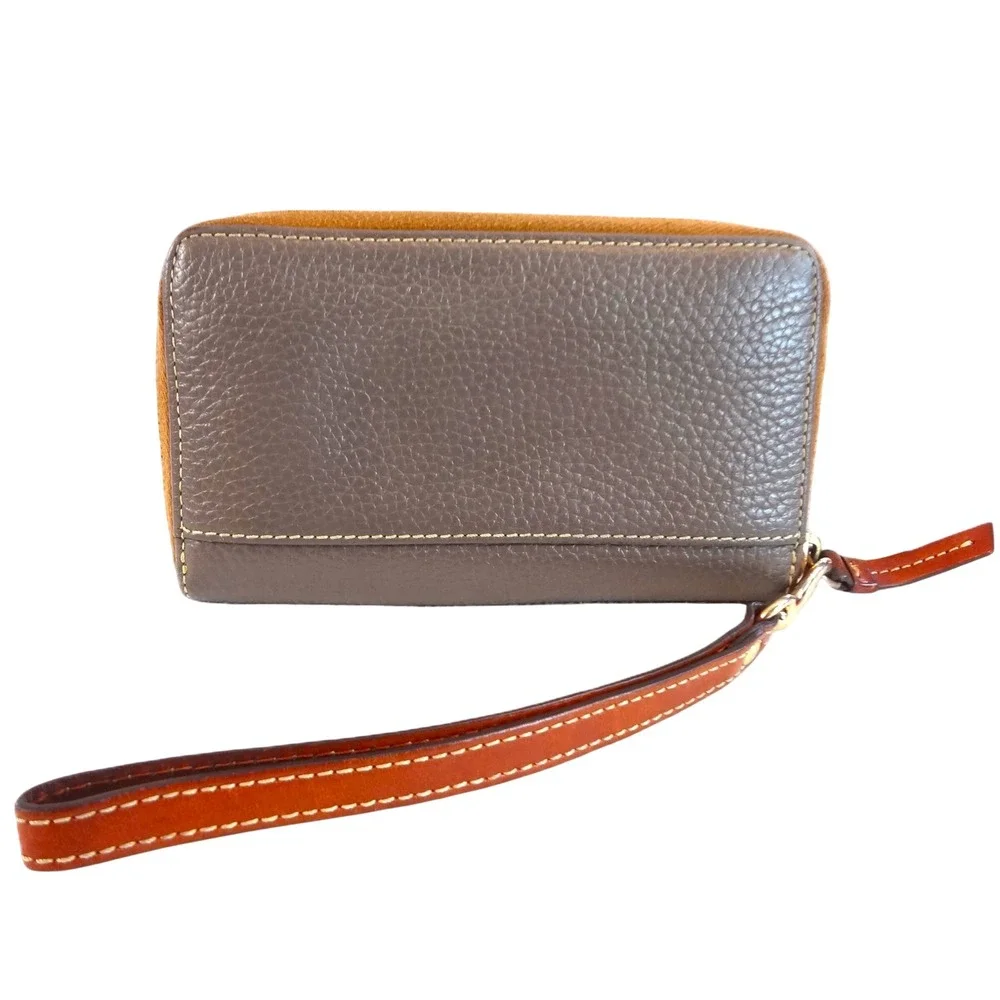 Dooney Bourke Gray‎ Leather Zip Around Wristlet Wallet Card Holder